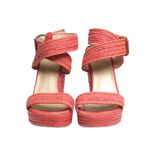 Plataforma-Anabela-Stuart-Weitzman-Coral