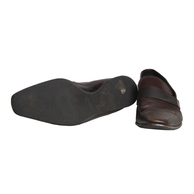 Sapato-Prada-Couro