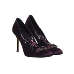 Salto-Manolo-Blahnik-Cetim-Roxo-Pedrarias