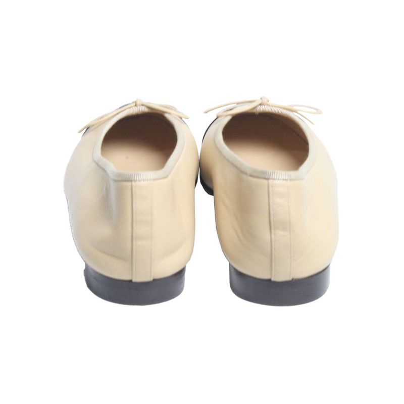 Sapatilha-Chanel-Classica-Bicolor