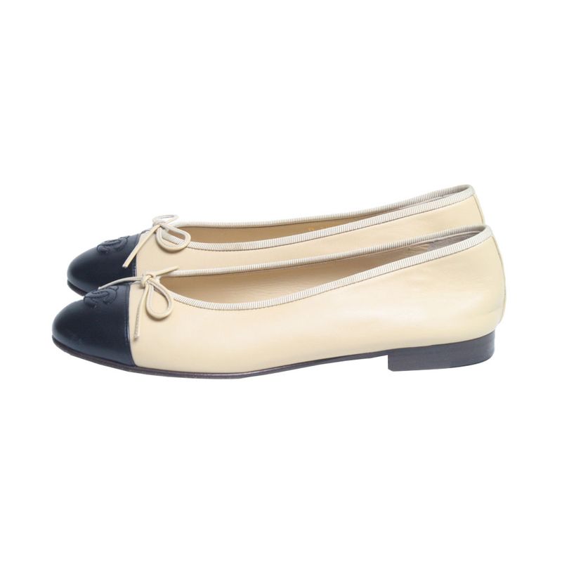 Sapatilha-Chanel-Classica-Bicolor