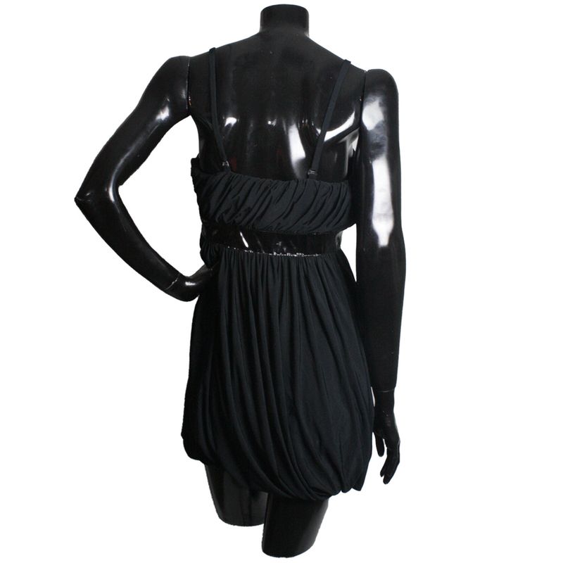 Vestido-Versace-preto-balone