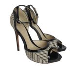 Sandalia-Alexander-McQueen-Tribal