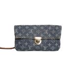 Clutch-Louis-Vuitton-Denim-Pochette