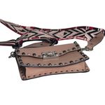 Bolsa-Valentino-Guitar-Rockstud-Rolling-Cross-Body-Small