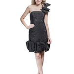 Vestido-Kay-Unger-Laco