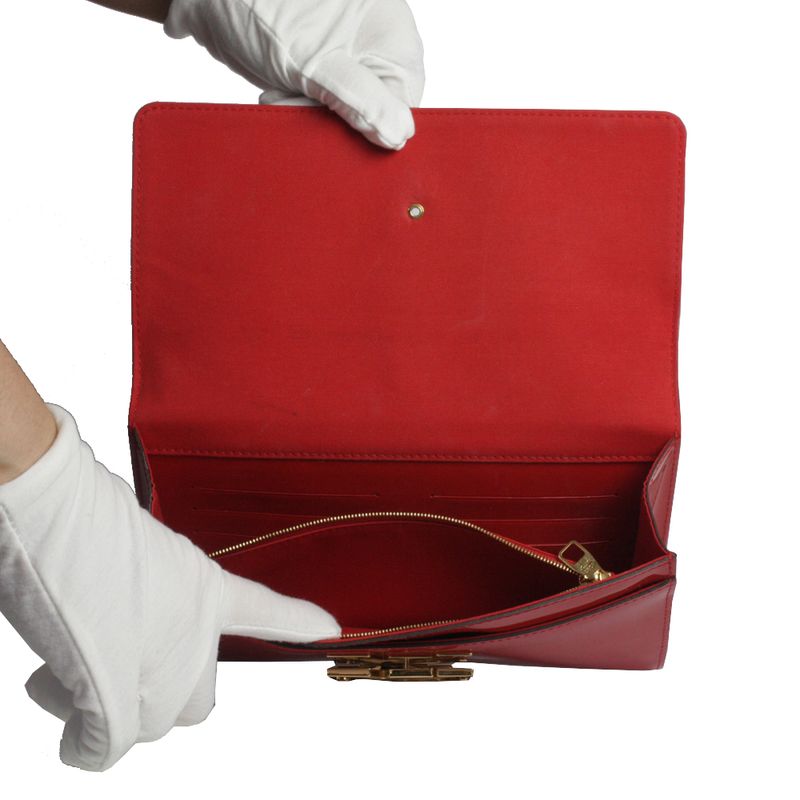 Clutch-Louis-Vuitton-Verniz-Vermelha