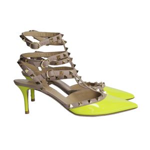 Salto Valentino Rockstud Bicolor Verde Neon