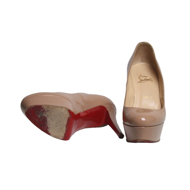Scarpin-Christian-Louboutin-Nude-5