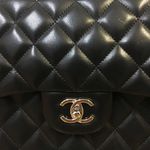 Bolsa-Chanel-Double-Flap-Jumbo-Lambskin