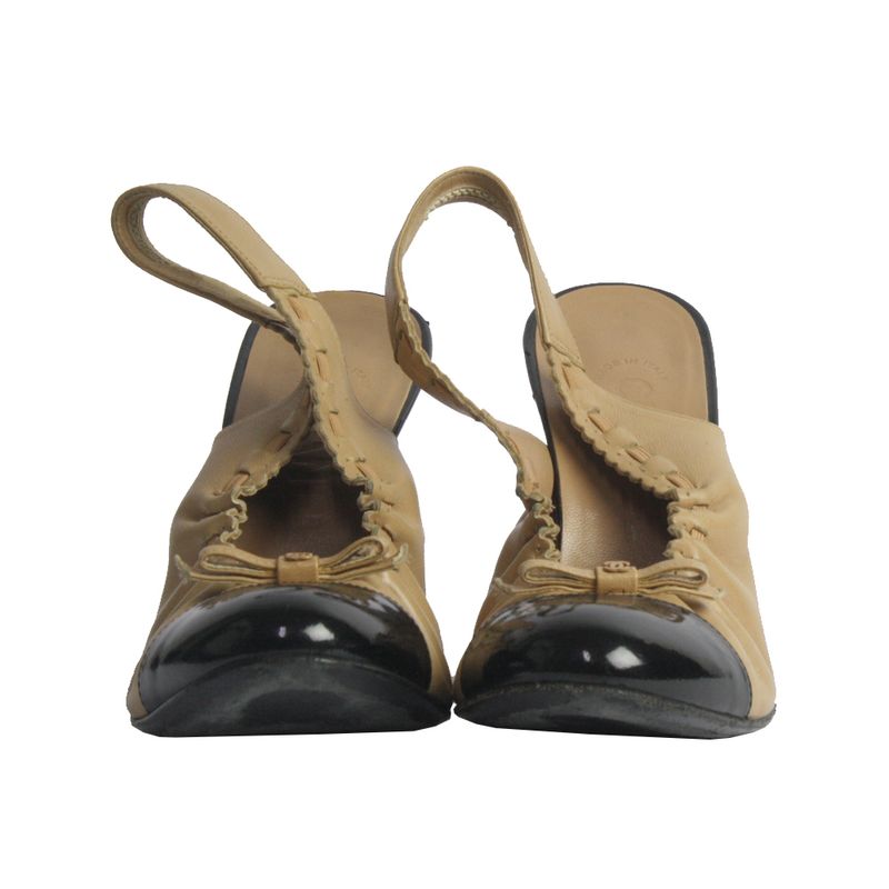 Sapato-de-Salto-Chanel-Couro-Bege-e-Preto