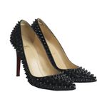 Scarpin-Christian-Louboutin-Pigalle-Spikes-Verniz-Preto