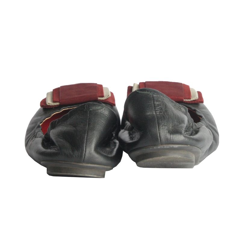 Sapatilha-Bally-Couro-Preto-e-Laco-Vermelho