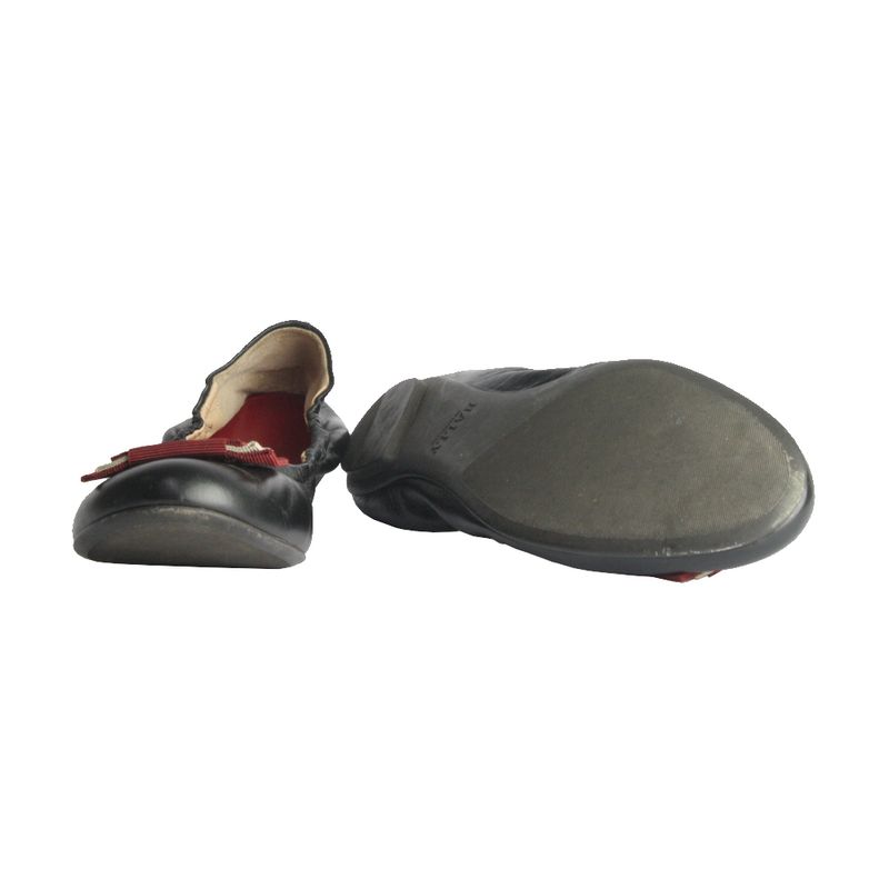 Sapatilha-Bally-Couro-Preto-e-Laco-Vermelho