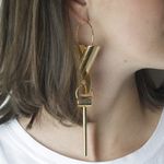 Brinco-Louis-Vuitton-Dourado-Unitario