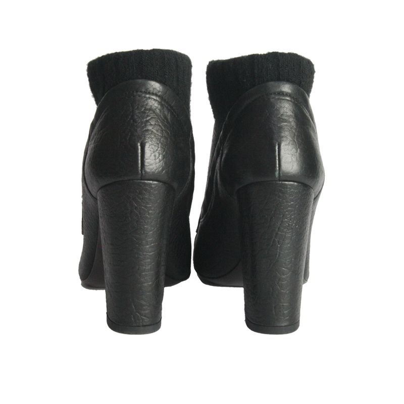 Bota-Chanel-Couro-e-Tecido