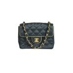 Bolsa-Chanel-Classic-Mini-Square-Preta-Seda