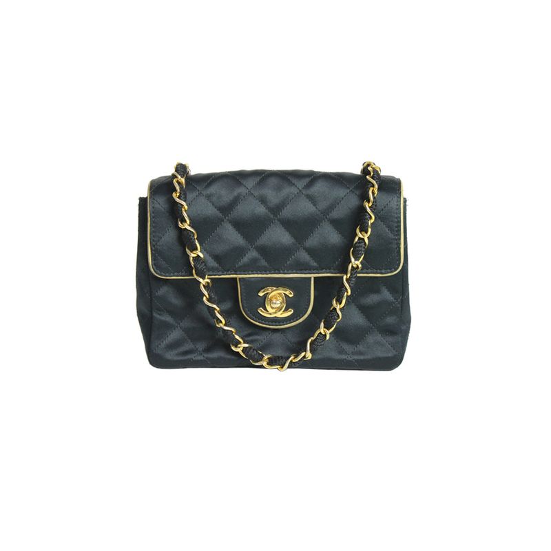 Bolsa-Chanel-Classic-Mini-Square-Preta-Seda