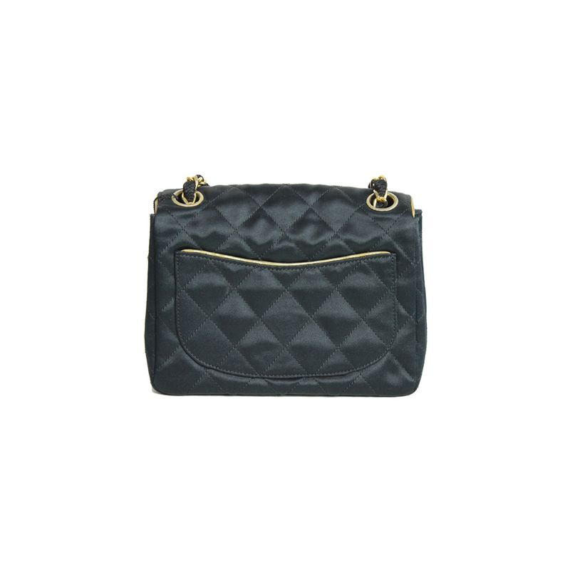 Bolsa-Chanel-Classic-Mini-Square-Preta-Seda