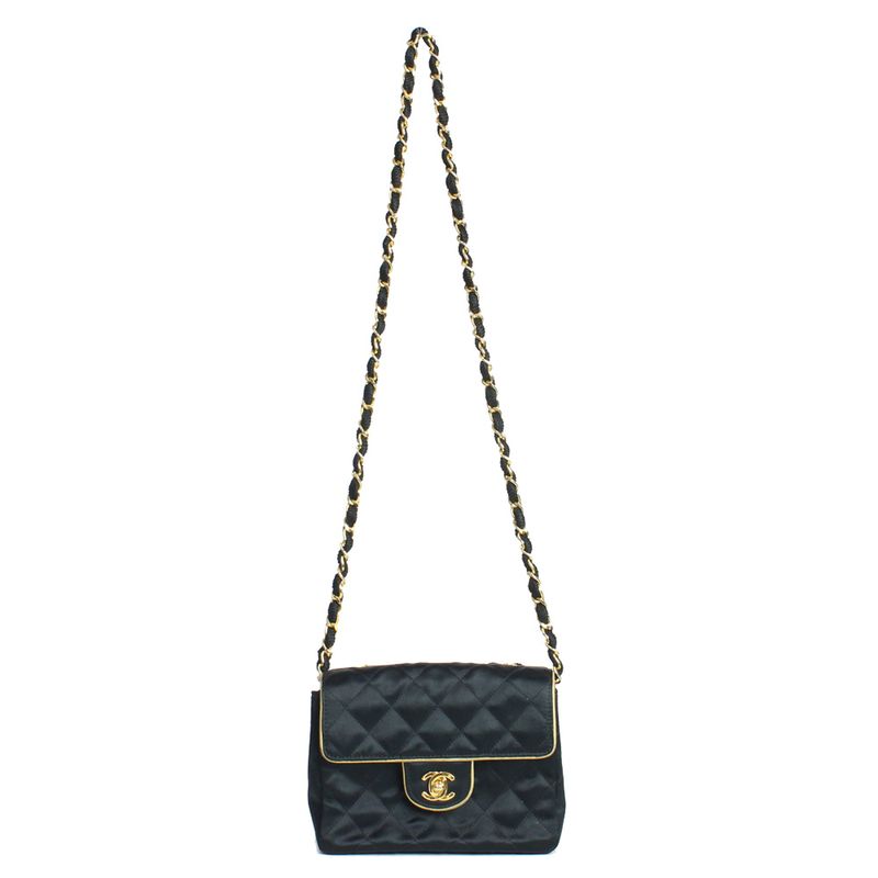 Bolsa-Chanel-Classic-Mini-Square-Preta-Seda-8