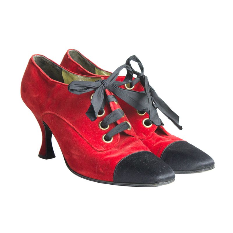 Bota-Chanel-Veludo-Preto-e-Vermelho