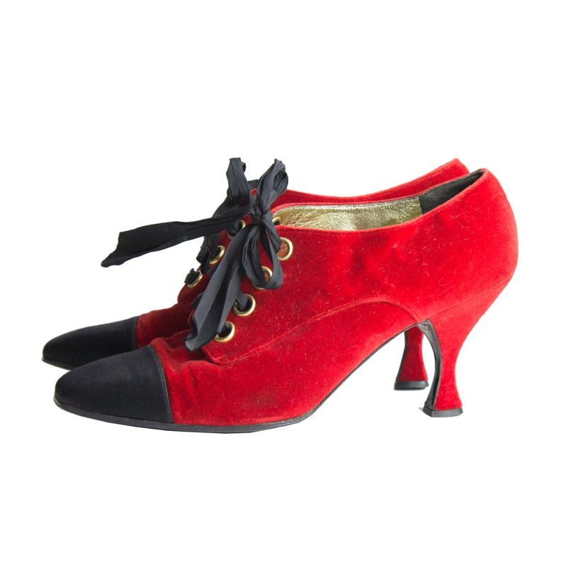 Bota-Chanel-Veludo-Preto-e-Vermelho