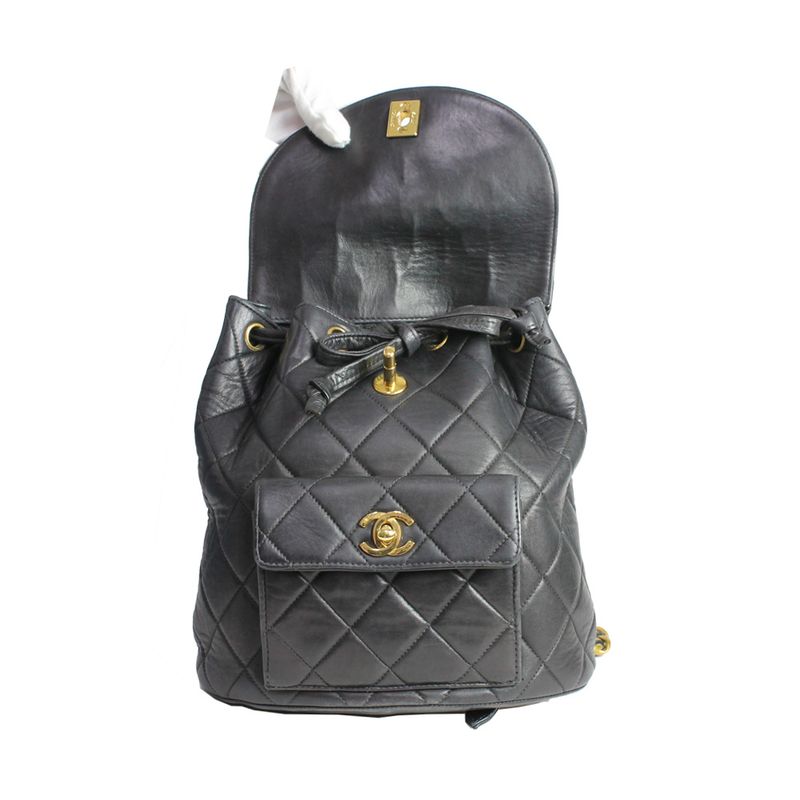 Mochila-Chanel-Vintage-Quilted-Couro-Preto-Alca-Corrente