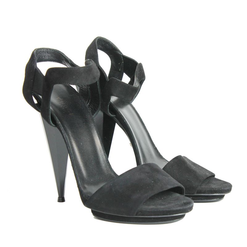 Sandalia-de-Salto-Gucci-Diamante-Preta