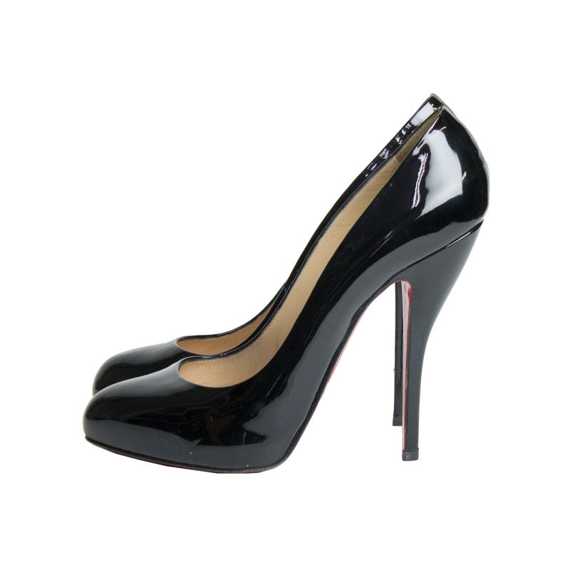 Scarpin-Christian-Louboutin-Verniz-Preto