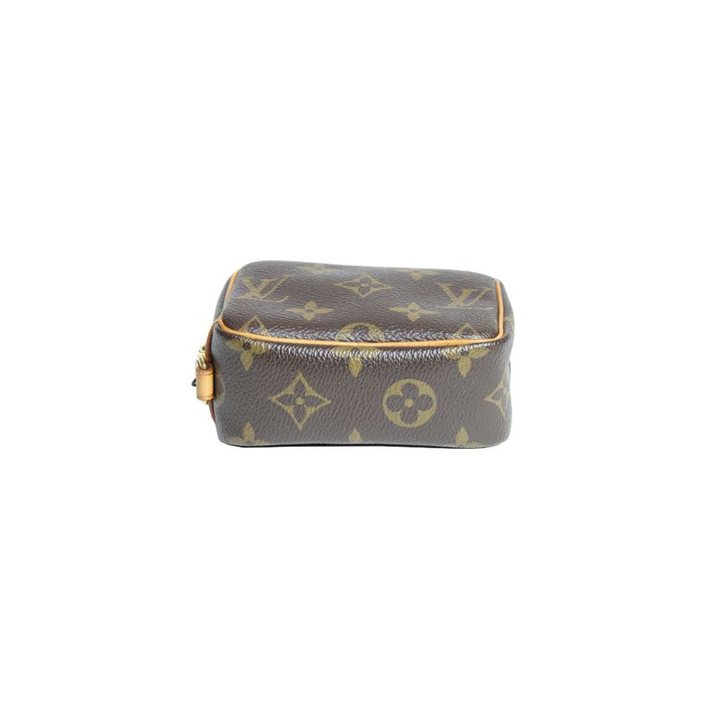 mini-pochette-louis-vuitton-monogram-canvas