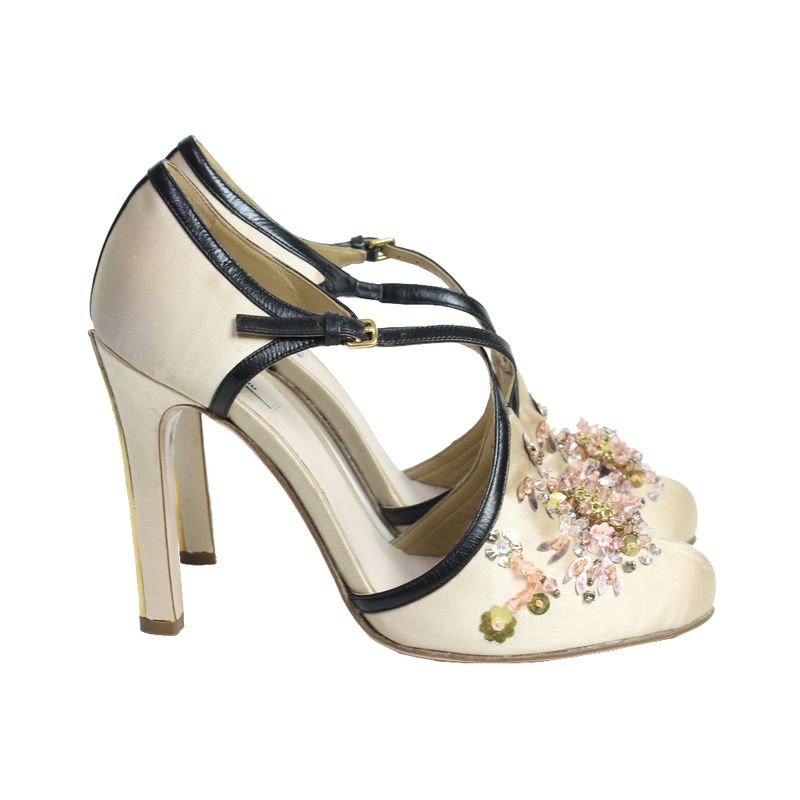 Sapato-Miu-Miu-Rose-Bordado