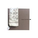 Lenco-Louis-Vuitton-Bege-e-Branco