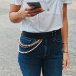 Cinto-Chanel-Vintage-Couro-Preto-com-Perolas