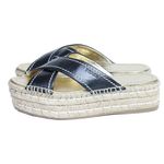 Flatform-Prada-Couro-Preto-com-Sola-de-Palha