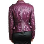 casaco-burberry-matelasse-impermeavel-roxo