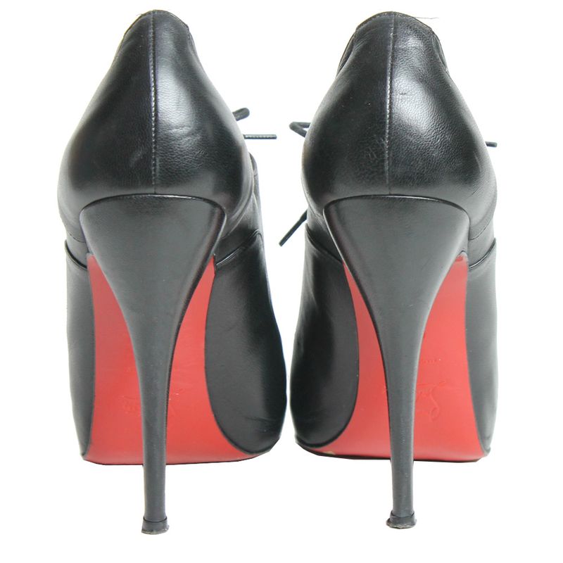 Ankle-Boot-Christian-Louboutin-Peep-Toe-Couro-Preto