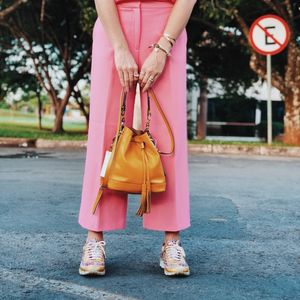 Bolsa Prada City Calf Bucket Amarelo