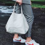 Bolsa-Carolina-Herrera-Branca-Monograma