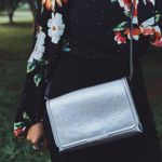 Bolsa-Emilio-Pucci-Prateada