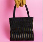 Mini-bolsa-miu-miu-preta-com-strass