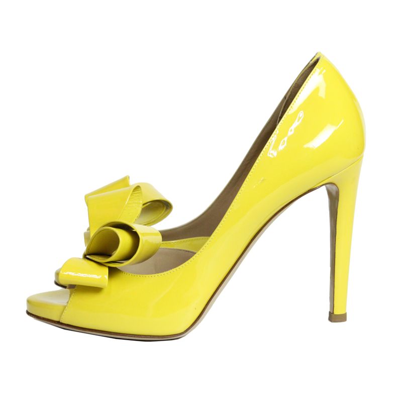 Sapato-Valentino-Laco-Amarelo