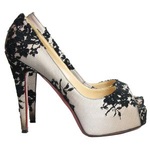 Pump Christian Louboutin Lace