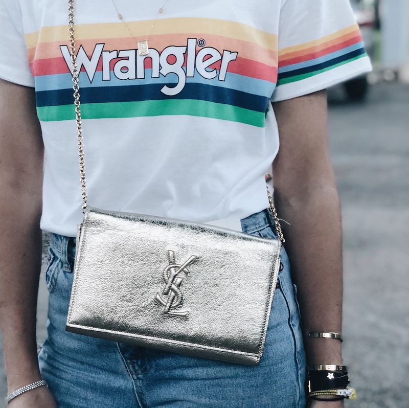 1761-Clutch-Saint-Laurent-Dourada-Verso