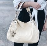 1794-Bolsa-Chanel-Couro-Liso-Creme-Verso