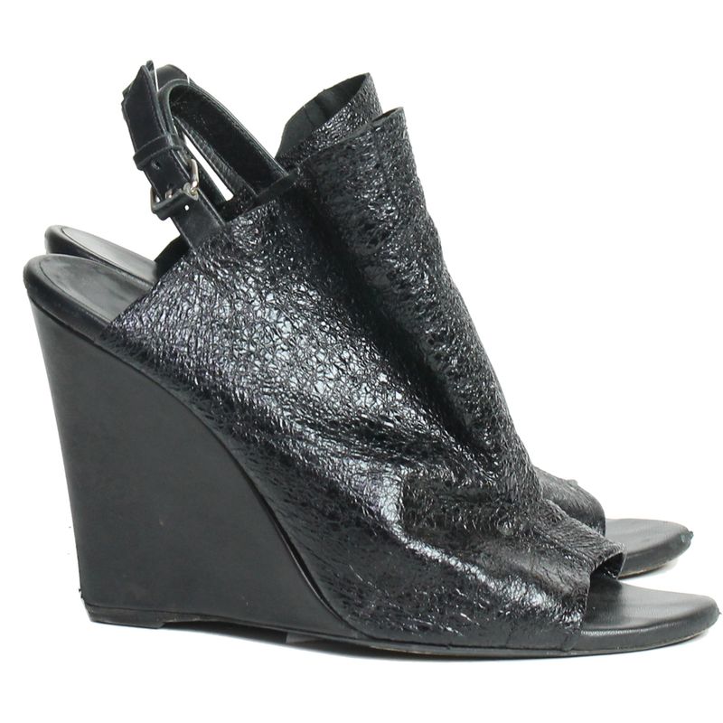 anabela-balenciaga-1