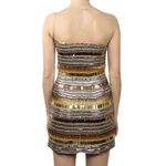 8362-vestido-patbo-curto-pedrarias-dourado-verso
