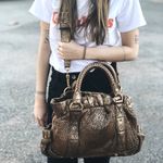 Bolsa-Miu-Miu-Couro-Marrom-e-Dourado