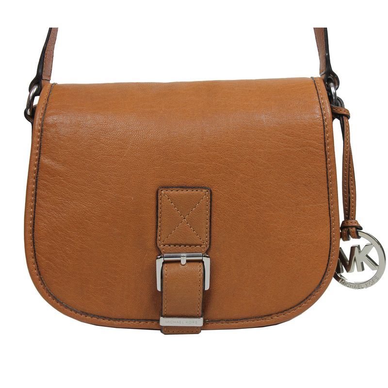 bolsa-michael-kors-flap-couro-caramelo