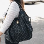 bolsa-louis-vuitton-mahina-verso
