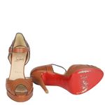 sandalia-christian-louboutin-couro-caramelo